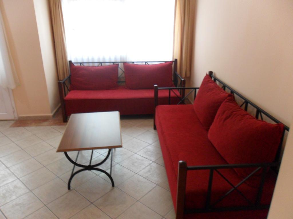 Club Arya Apart Hotel Gumbet Bilik gambar